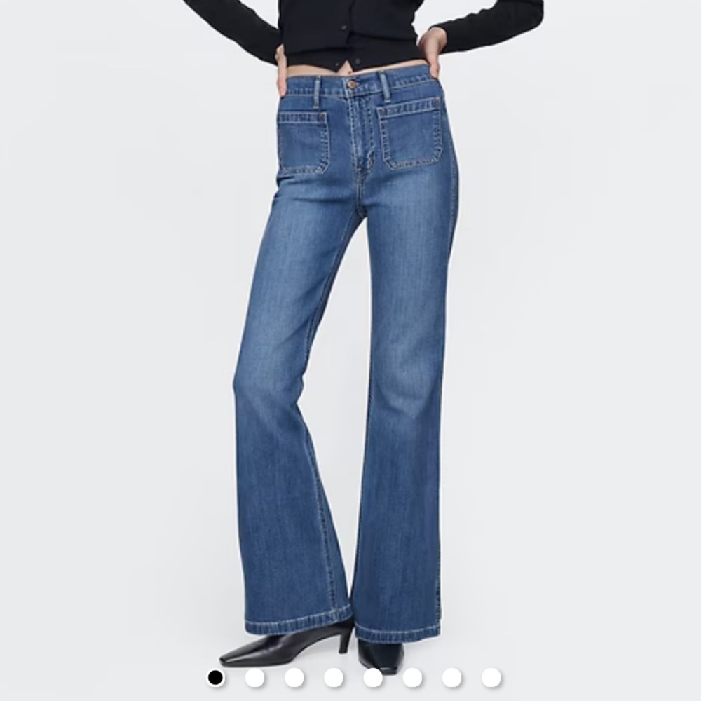 Gap High Rise '70s Flare Jeans 26 Tall (size 2 tall)